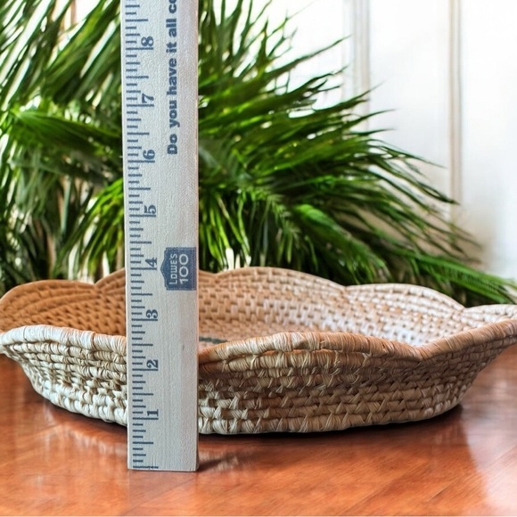 Handwoven Decorative Wicker Basket – Star Design – 16” Round Tray Style - Picture 6 of 7